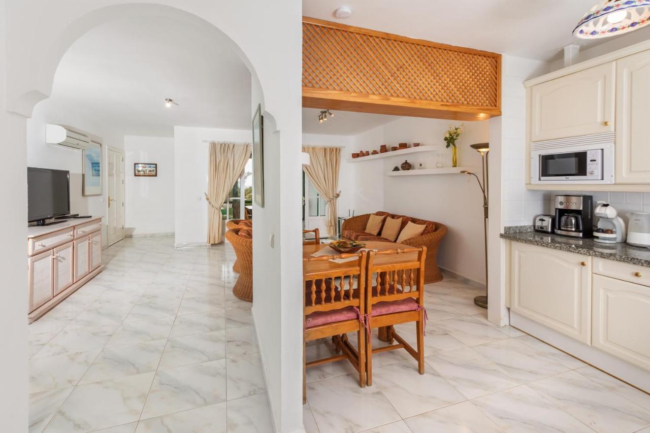 Conylanza Golf Y Mar Suites Коста-Тегісе Екстер'єр фото