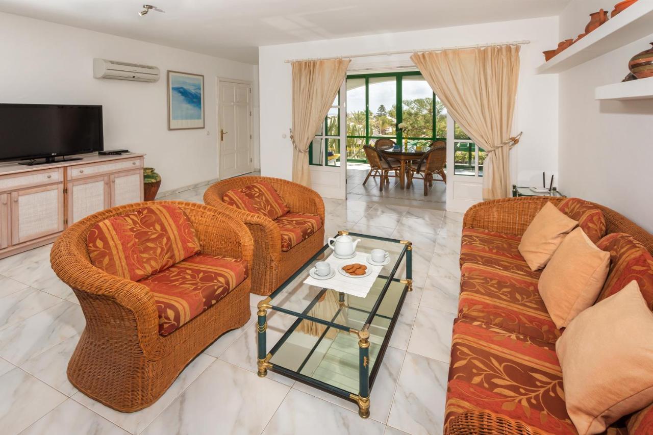 Conylanza Golf Y Mar Suites Коста-Тегісе Екстер'єр фото
